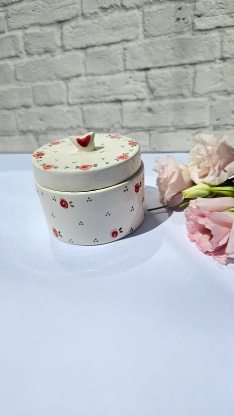 قندان سرامیکی گرد طرح شکوفههای تک